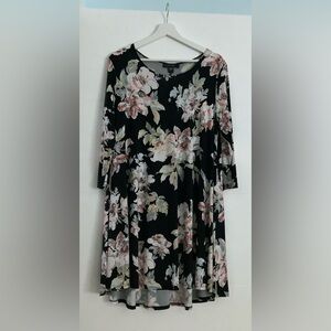 Karen Kane Black Floral Print Dress